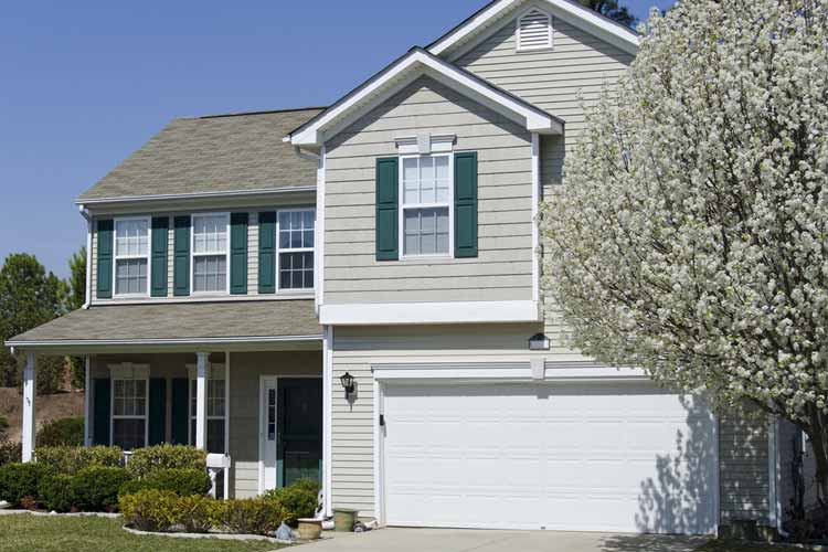 front-house-garage